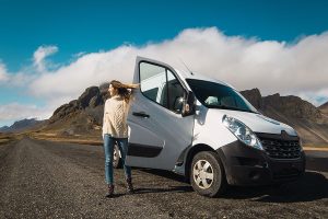 servicio de alquiler de camionetas y autos