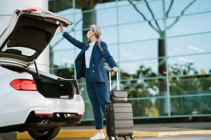 alquiler de coche del aeropuerto al hotel